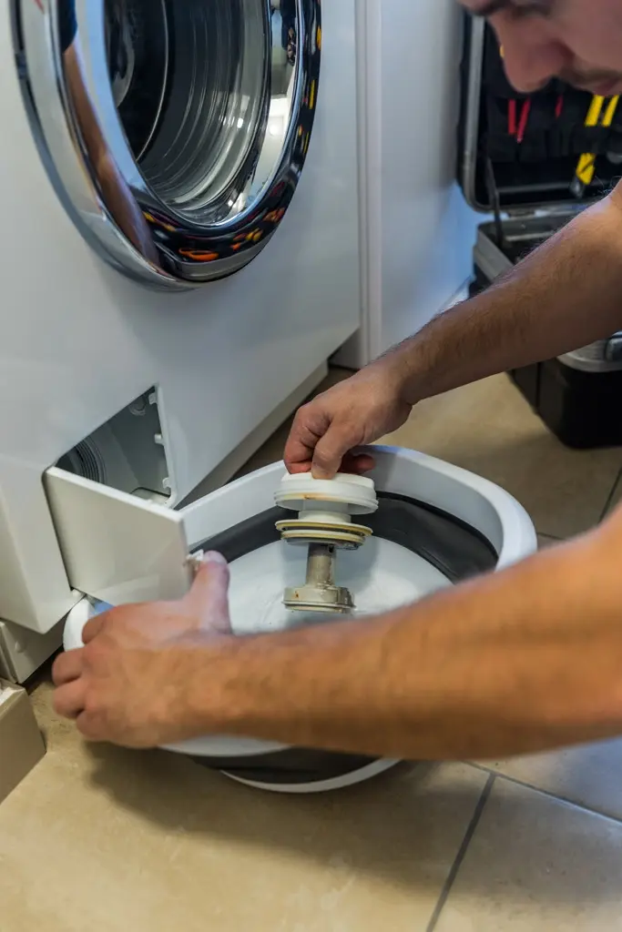 Manutenzione lavatrice Miele Castel Maggiore